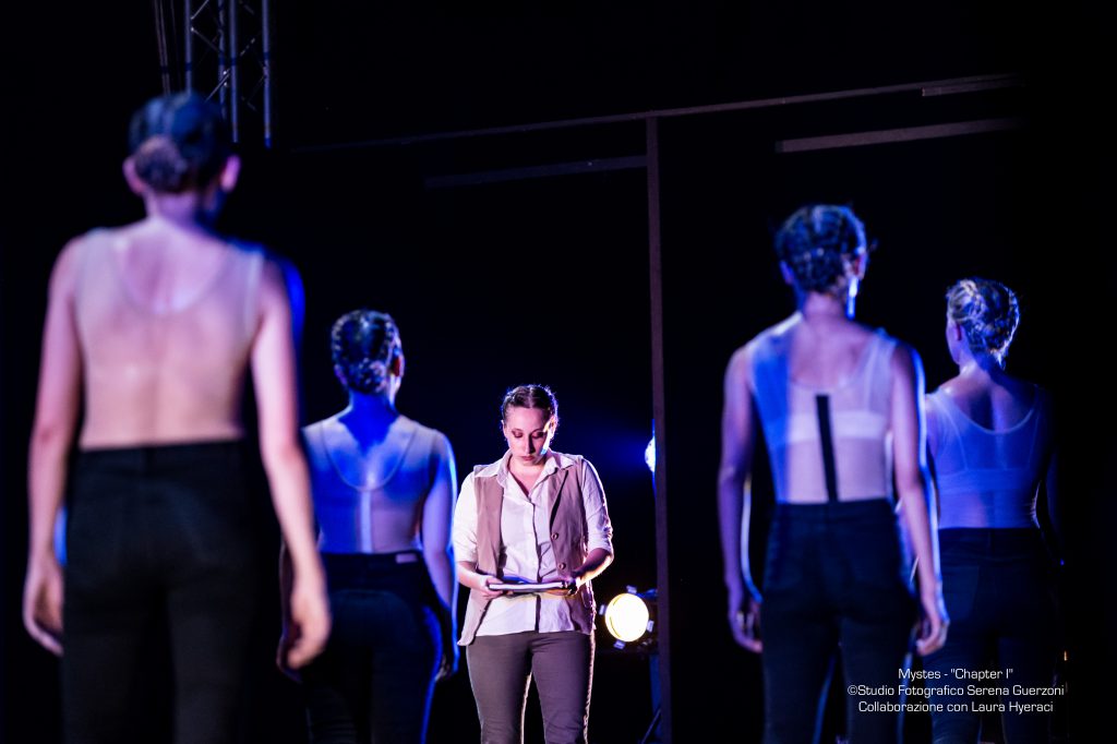 Mystes - Chapter 1 performance
